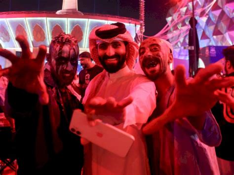 arab saudi rayakan halloween